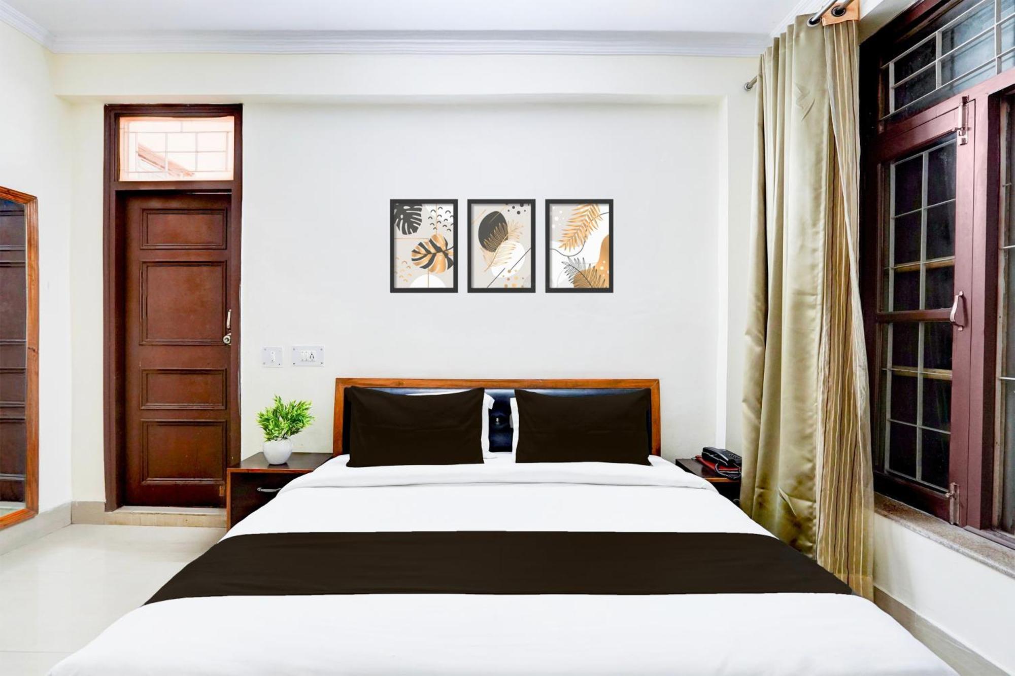 Super Townhouse Mall Road Near Library Chowk มัสซูรี ภายนอก รูปภาพ