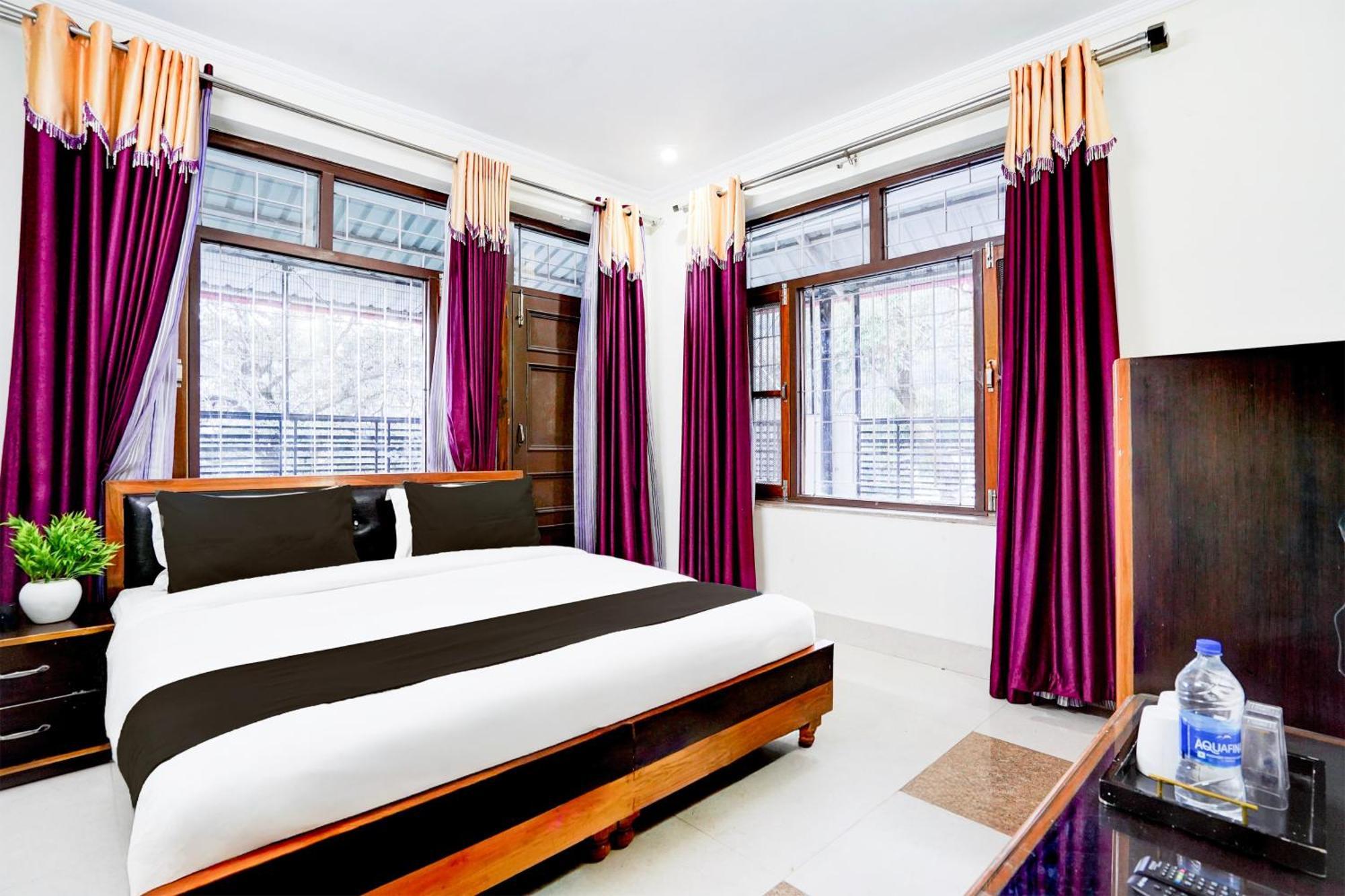 Super Townhouse Mall Road Near Library Chowk มัสซูรี ภายนอก รูปภาพ